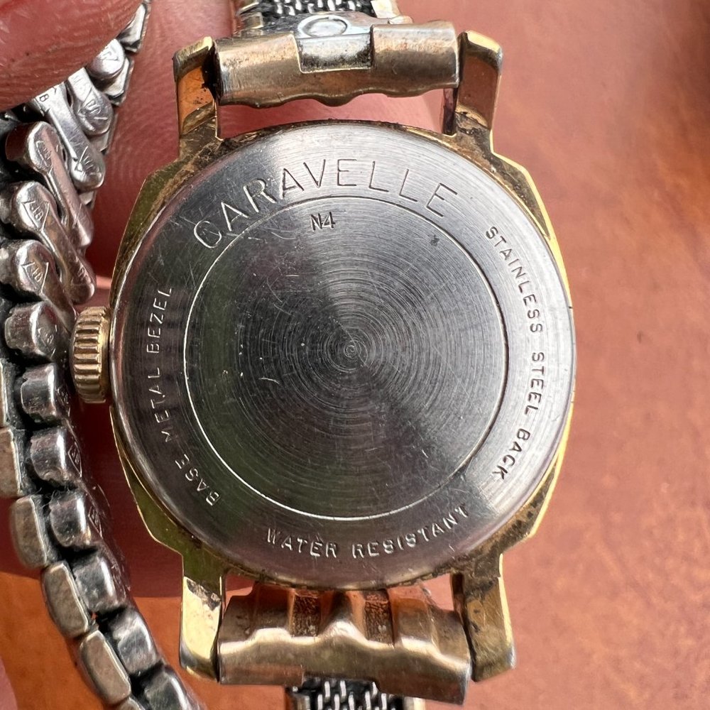 Vintage Caravelle N4 Ladies Swiss Gold Silver Tone Watch - Picture 7 of 9